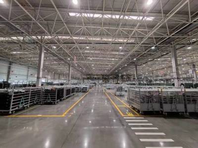 問(wèn)界新M7訂單破8萬(wàn)，賽力斯工廠滿負(fù)荷運(yùn)轉(zhuǎn)，化妝品零售市場(chǎng)暗藏機(jī)遇