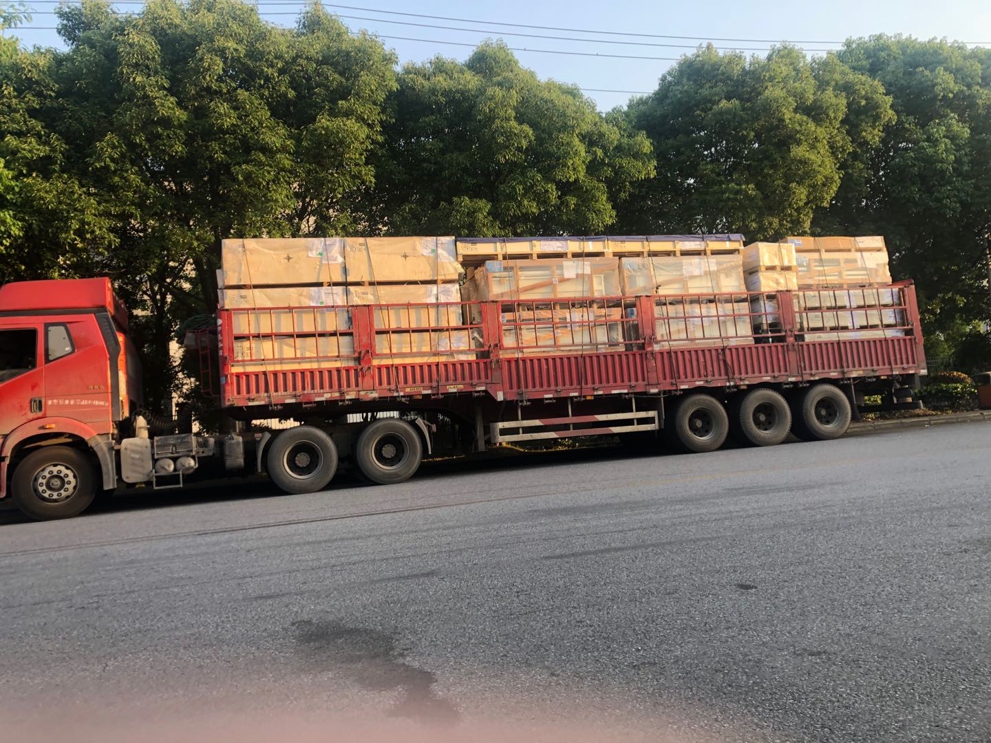 湛江國(guó)內(nèi)貨運(yùn)專線 誠(chéng)信服務(wù)，專業(yè)耐心助力貨物運(yùn)輸無(wú)憂